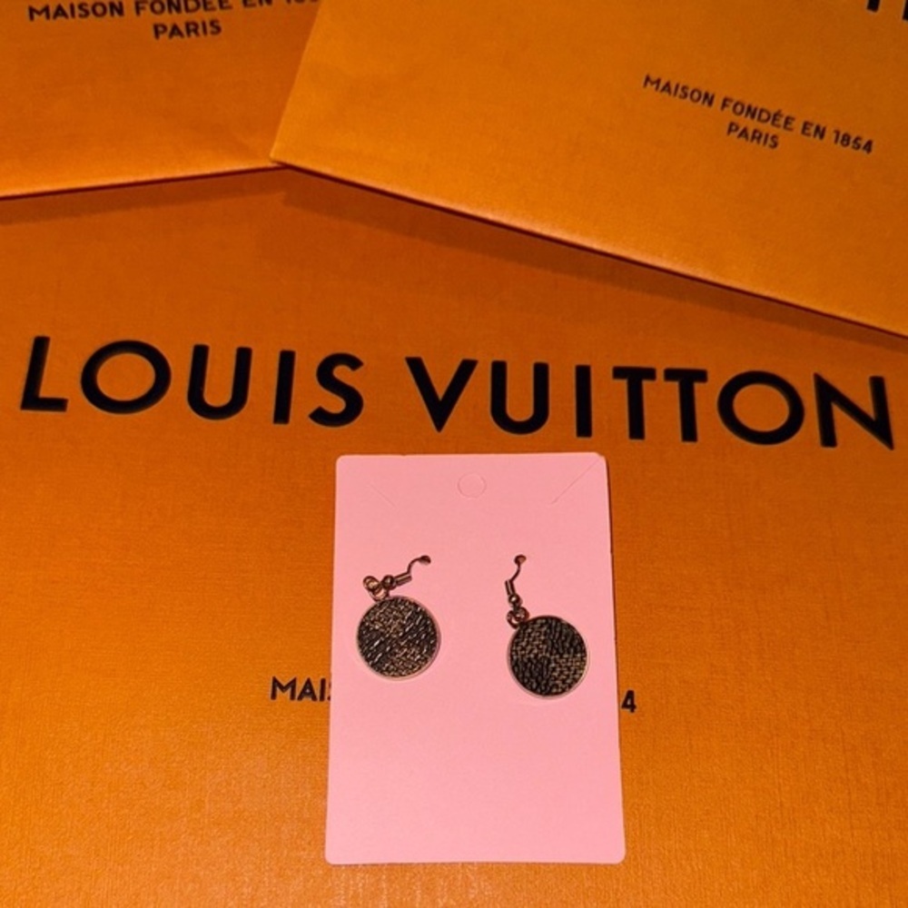 Luxcycled L V Silver and Brown Damier Earrings